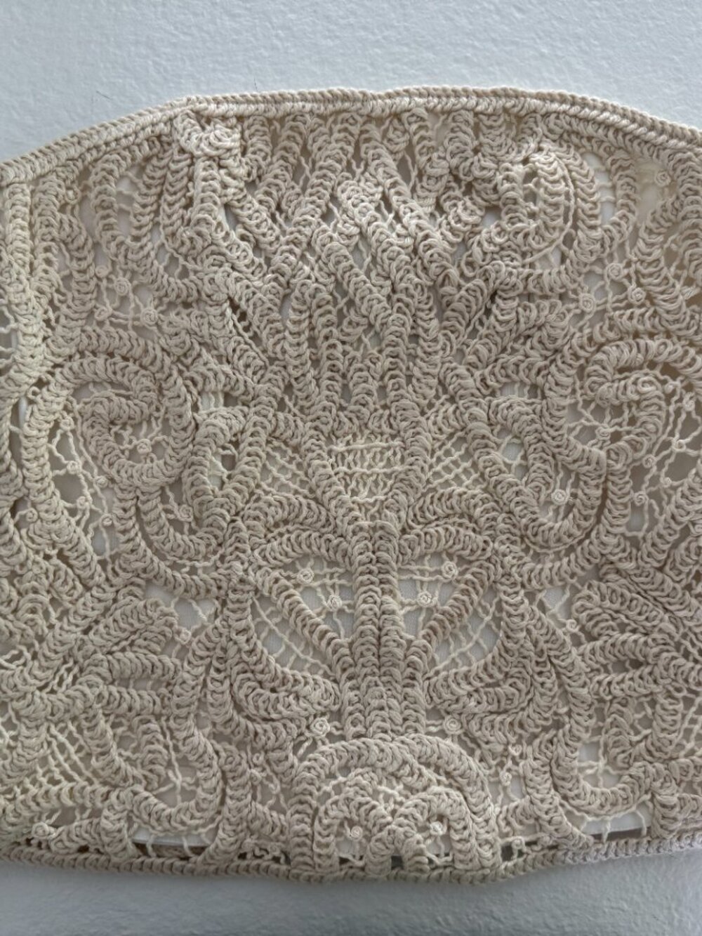 White House Black Market Cream Crochet Strapless Top Size 2 - Picture 5 of 7